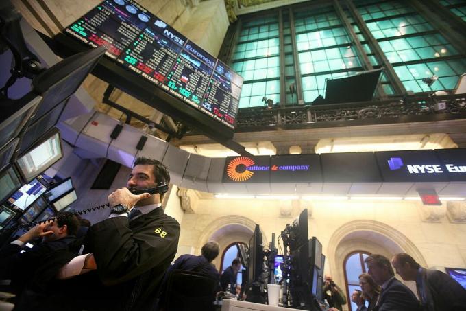 Торговая площадка внутри здания биржи после реконструкции в 2010 году